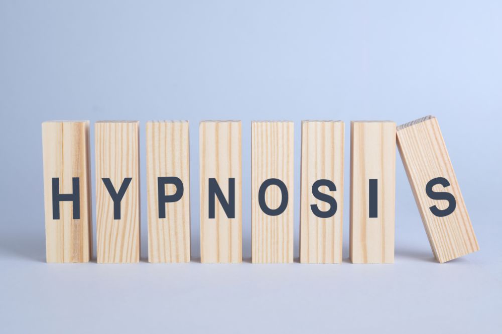 Autohipnoza – jak wprowadzić się w trans i na czym polega samodzielna hipnoza